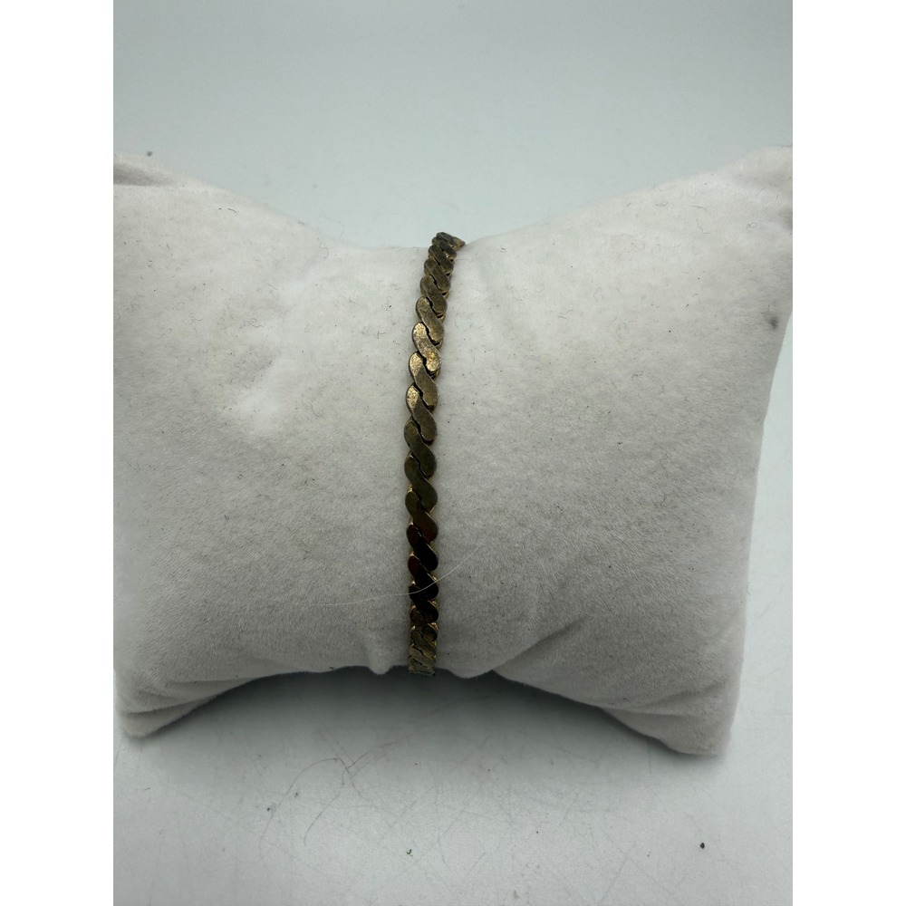Vintage Gold Tone Flat Herringbone Chain Bracelet 7.5 Inch Spring Ring Clasp